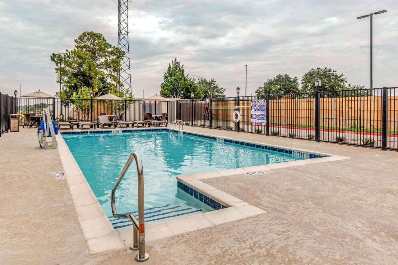 Sleep Inn & Suites - Bryan Exterior photo